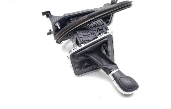Volkswagen PASSAT B8 Gear selector 3Q2713023F