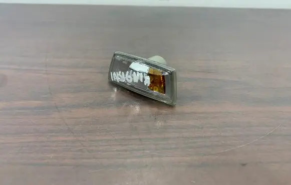 Opel Insignia A Front fender indicator light