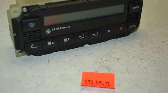 Volkswagen PASSAT B5 Climate control unit 5HB00761710 3B1907044B