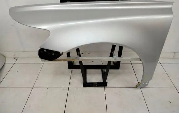 Volvo V50 Fender