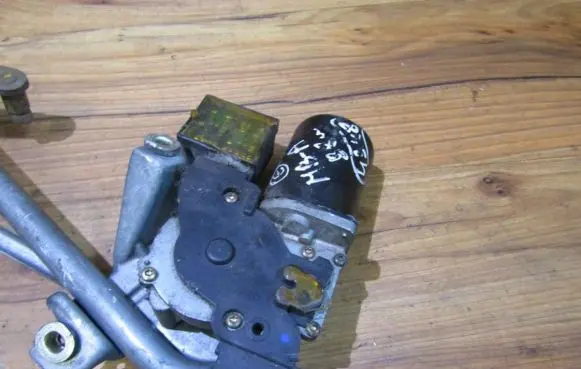 Mercedes-Benz A W168 Wiper motor a1688200242 404388