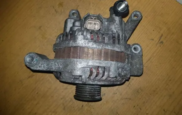Mazda 3 I Generator/alternator A3TG1391A