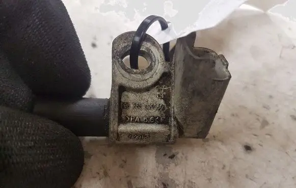 Peugeot 307 Camshaft position sensor 9628559980