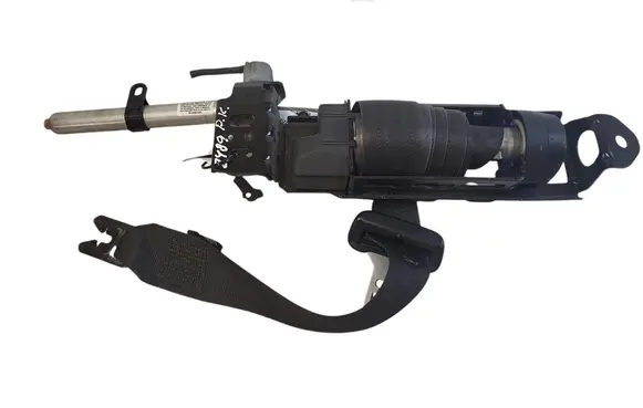 Volvo V50 Front seatbelt 6008892