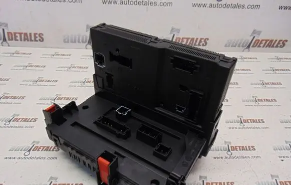 Mercedes-Benz S W221 Fuse module A2215403050
