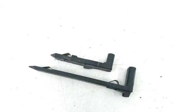 Volvo XC60 Headlight/headlamp mounting bracket 30763155 30763154