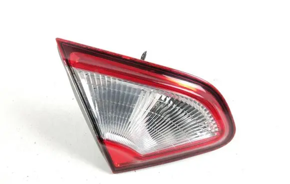 Nissan Qashqai+2 Tailgate rear/tail lights 826555BR01 89503189