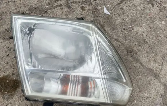 Nissan Pathfinder R51 Headlight/headlamp 26010E5300 128300HSR
