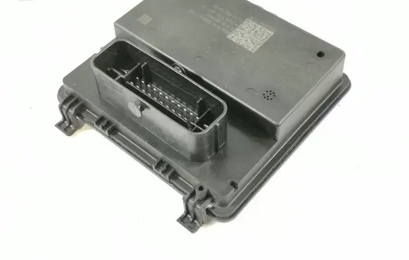 Chrysler Pacifica Tailgate/trunk control unit/module 68466171AG