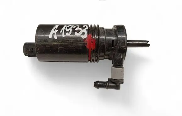 Volvo S80 Windscreen/windshield washer pump 1013229