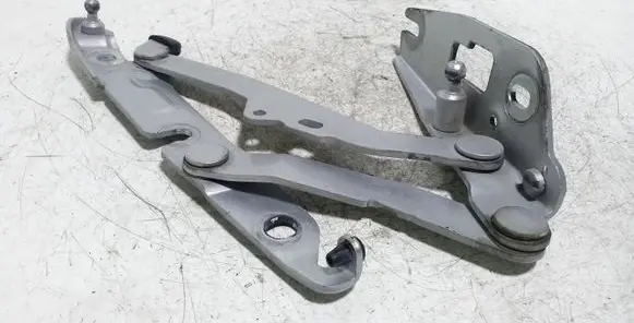 Audi A6 S6 C6 4F Loading door lower hinge 