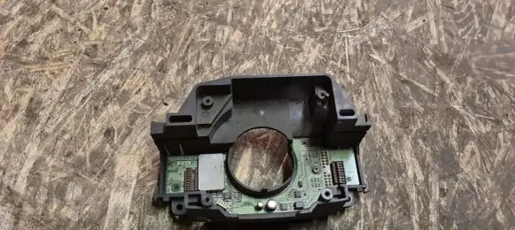 Multifunctional control switch/knob