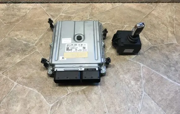 Mercedes-Benz CLS C218 X218 Engine control unit/module A2789001500