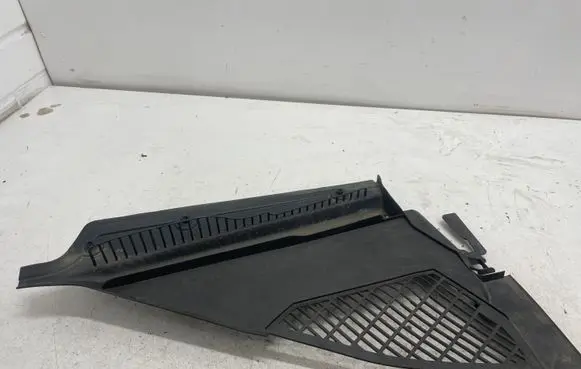 BMW 1 F20 F21 Other engine bay part 9353041