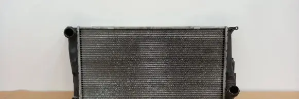 BMW 3 E90 E91 Coolant radiator 781029101 6311367 E5864W