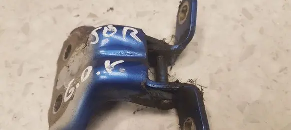 KIA Sorento Rear door upper hinge