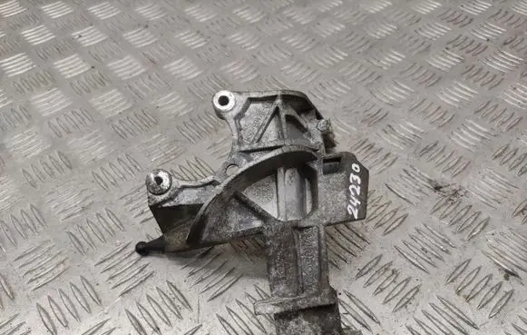 Ford Fiesta Engine mounting bracket FM5Q9B470CB