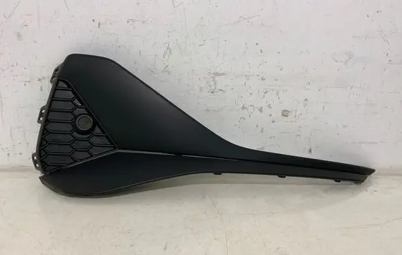 Audi A3 8Y Front bumper lower grill 8Y0807682G 8Y0807954A
