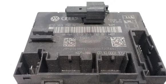 Audi A4 S4 B8 8K Door control unit/module 8T0959792N 8T0959792B