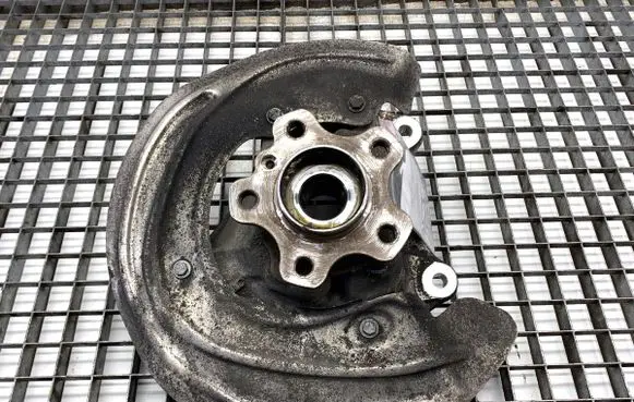 BMW X4 G02 Front wheel hub spindle knuckle 11577210