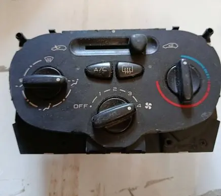 Peugeot 307 Climate control unit 1068901