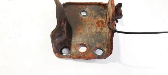 Volkswagen Golf III Bracket in trunk/boot 