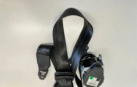 Audi A6 S6 C6 4F Front seatbelt 4F0857706 05072004 604906100A