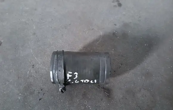 Ford Mondeo MK IV Turbo air intake inlet pipe/hose 