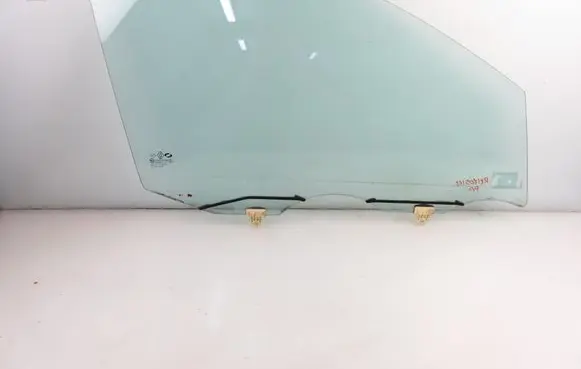 Renault Koleos I Front door window glass four-door