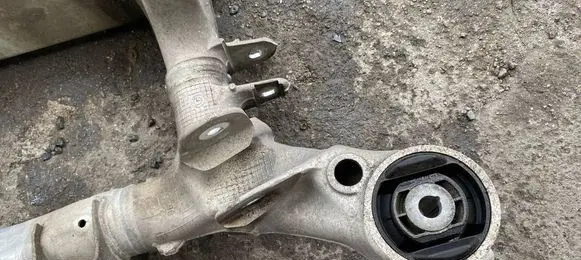 BMW 5 F10 F11 Rear subframe 6798545 HT6ZBF10 190898774