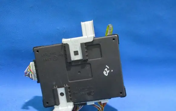 Hyundai i20 (PB PBT) Central body control module 95400-C8021