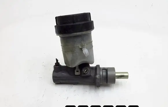 Volvo S40, V40 Master brake cylinder 310052