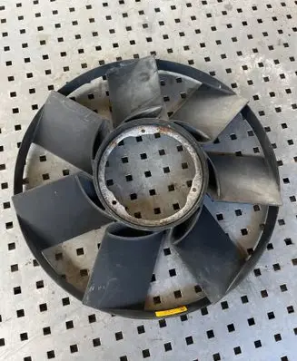 BMW 5 E39 Fan impeller 46263