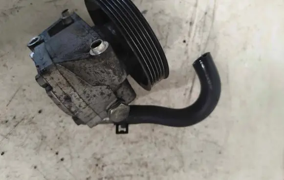 Ford Mondeo MK IV Power steering pump 6G913A696CD B4911041925 95223224