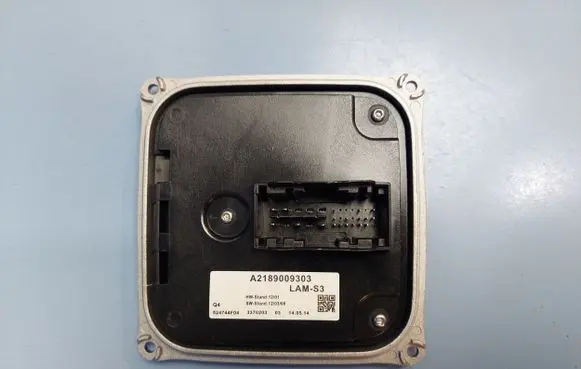 Mercedes-Benz A W176 Headlight ballast module Xenon A2189009303 A1668203589