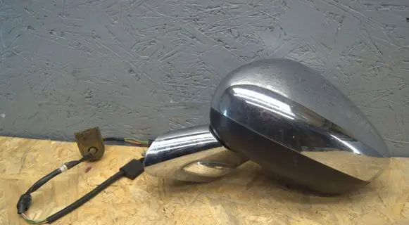 Citroen DS3 Front door electric wing mirror 