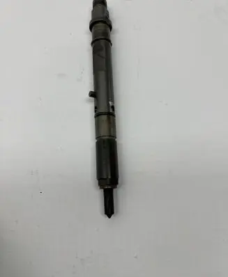 Audi A6 S6 C5 4B Fuel injector 059130210D 0432133805