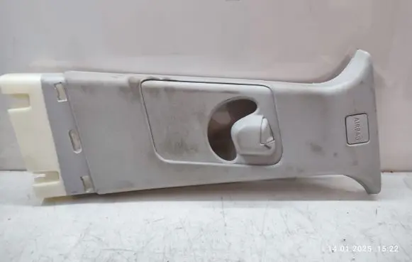 (B) pillar trim (top)
