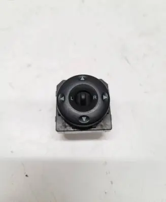 Hyundai Coupe Wing mirror switch