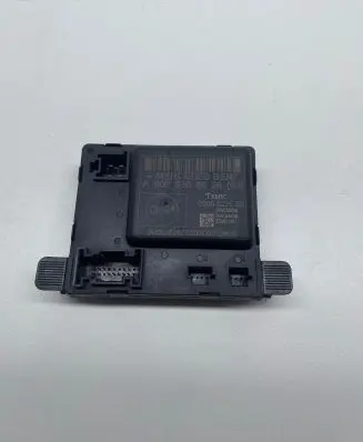 Mercedes-Benz Sprinter W906 Door control unit/module A9068205626