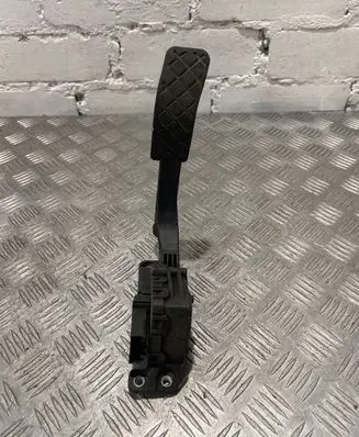 Audi A6 S6 C6 4F Accelerator throttle pedal 4F1723523A