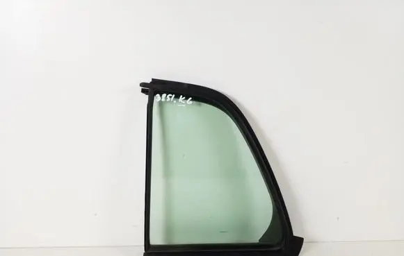 Toyota Urban Cruiser (XP110) Rear vent window glass 68124-52170