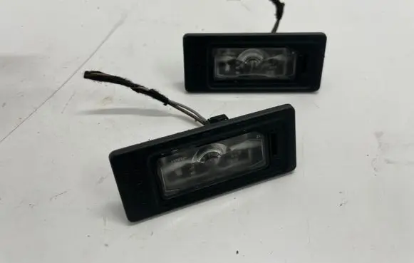 Skoda Fabia Mk3 (NJ) Number plate light