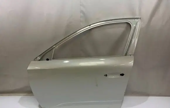 Peugeot 308 Front door