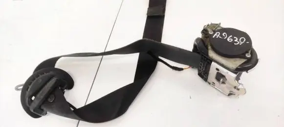 Peugeot 308 Front seatbelt