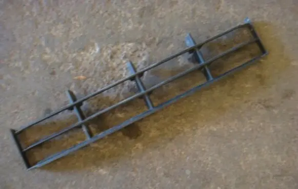 Skoda Fabia Mk2 (5J) Front bumper lower grill