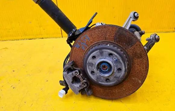 Mercedes-Benz GLC C253 Rear wheel hub spindle/knuckle A2055460246 A2534231098