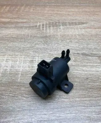 Renault Trafic II (X83) Turbo solenoid valve 7700113071