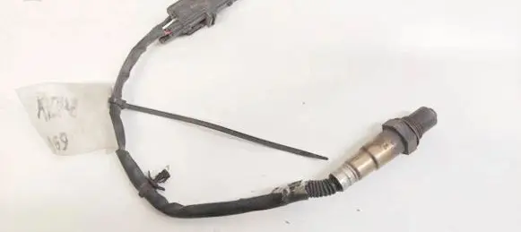 Volkswagen Golf V Lambda probe sensor 0281004042 0281004043