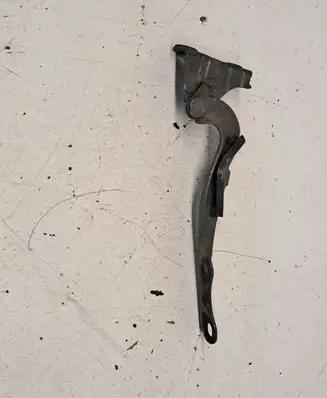 Toyota Prius (NHW20) Engine bonnet/hood hinges